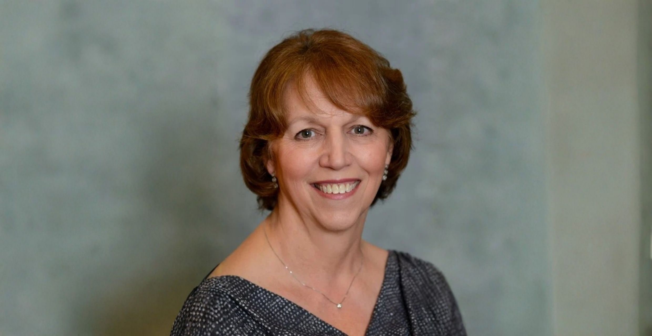 Carla Fisher Headshot